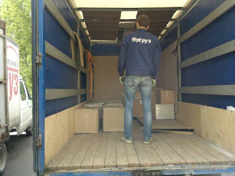 Занос мебели при доставке покупателю