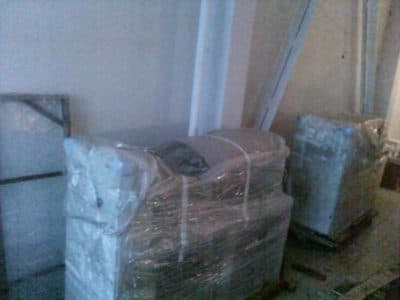 Работа грузчиков при доставке из магазина